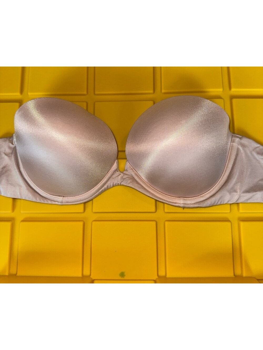 Victoria’s Secret very sexy multi way bra size 32 D